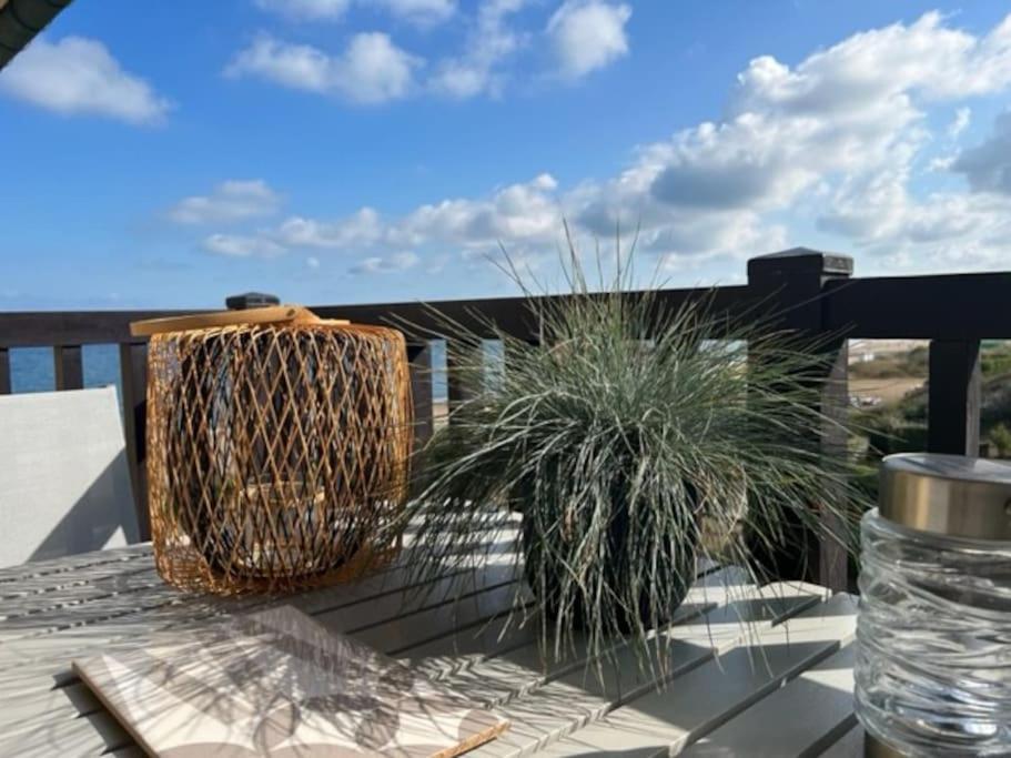 Sur La Plage / Enjoy The Beach Apartment Cabourg Exterior photo